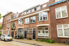 Central located apartment - groundfloor & garden